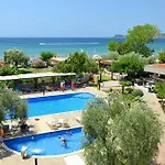 Atrium Thassos מלון