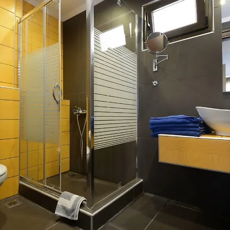 Atrium Thassos ポトス