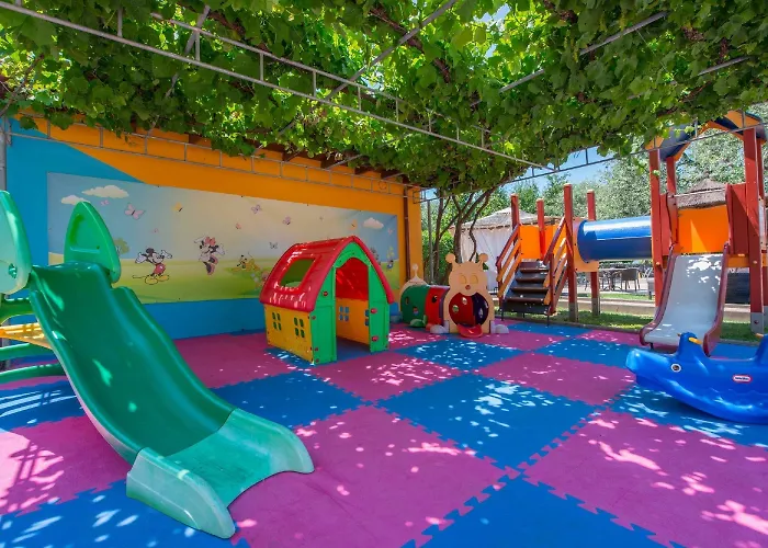 Atrium Thassos بوتوس