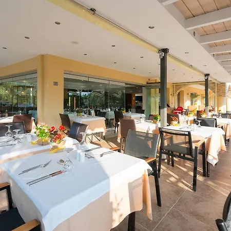 Atrium Thassos 4* 波托什